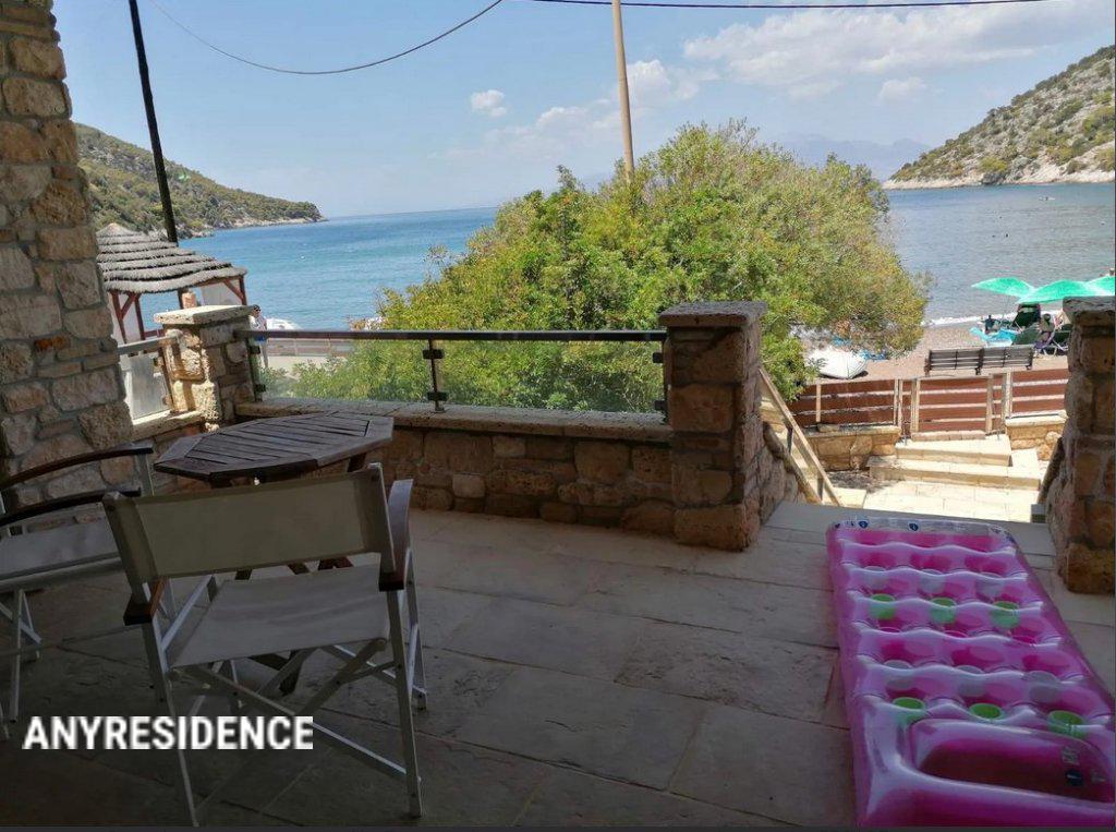 9 room villa in Loutraki, photo #9, listing #2141488