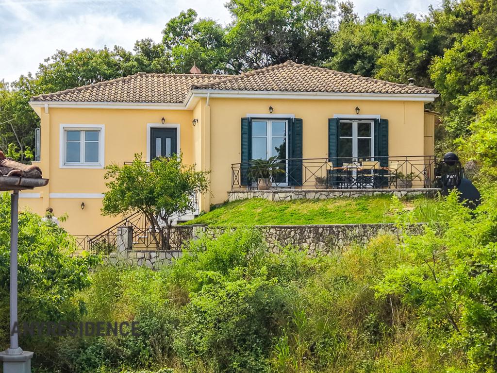 Townhome in Lefkas, photo #4, listing #2536018