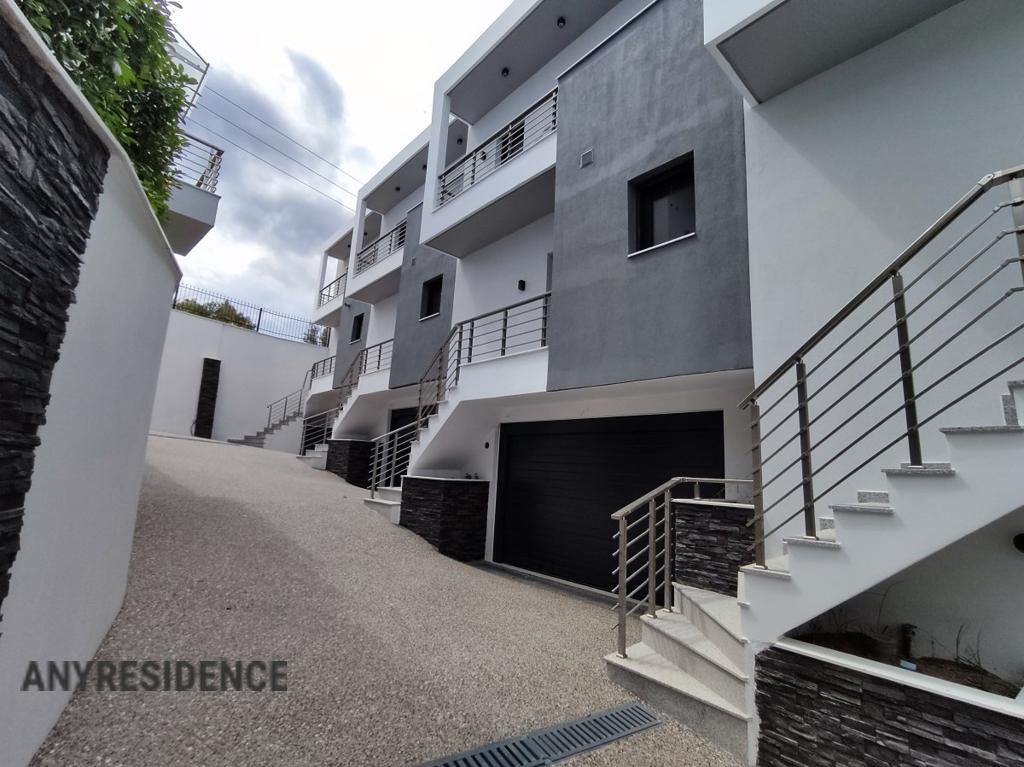 Townhome in Polychrono, photo #1, listing #2245410