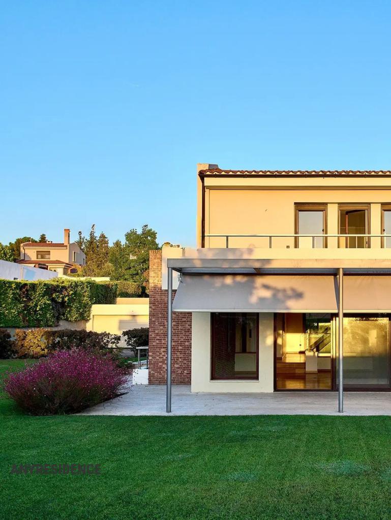 Villa in Panorama, photo #9, listing #2482472