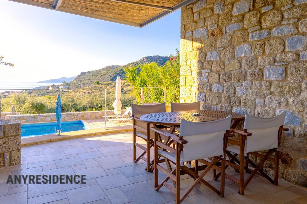 Townhome in Messenia, photo #4, listing #2472986
