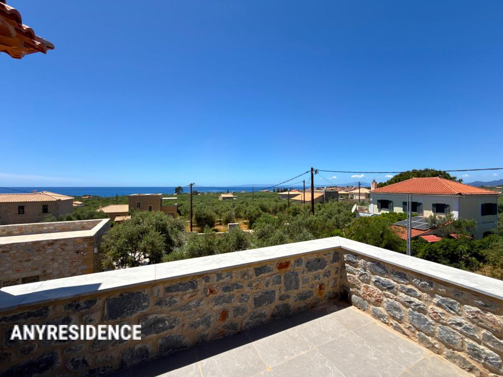 Townhome in Kardamyli, photo #4, listing #2410972