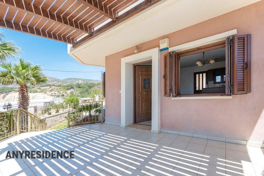 2 room apartment in Crete, photo #4, listing #2284418