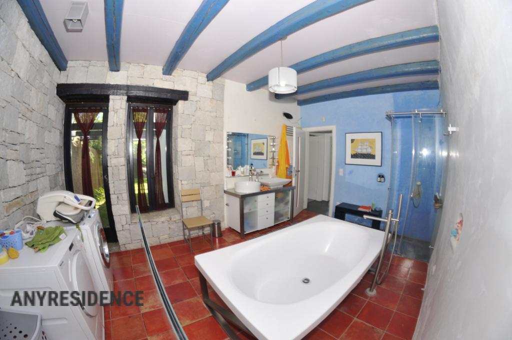 Villa in Vori, photo #8, listing #2463875
