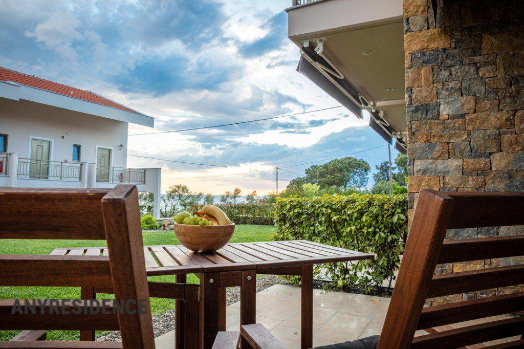 Hotel in Nikiti, photo #10, listing #2097086