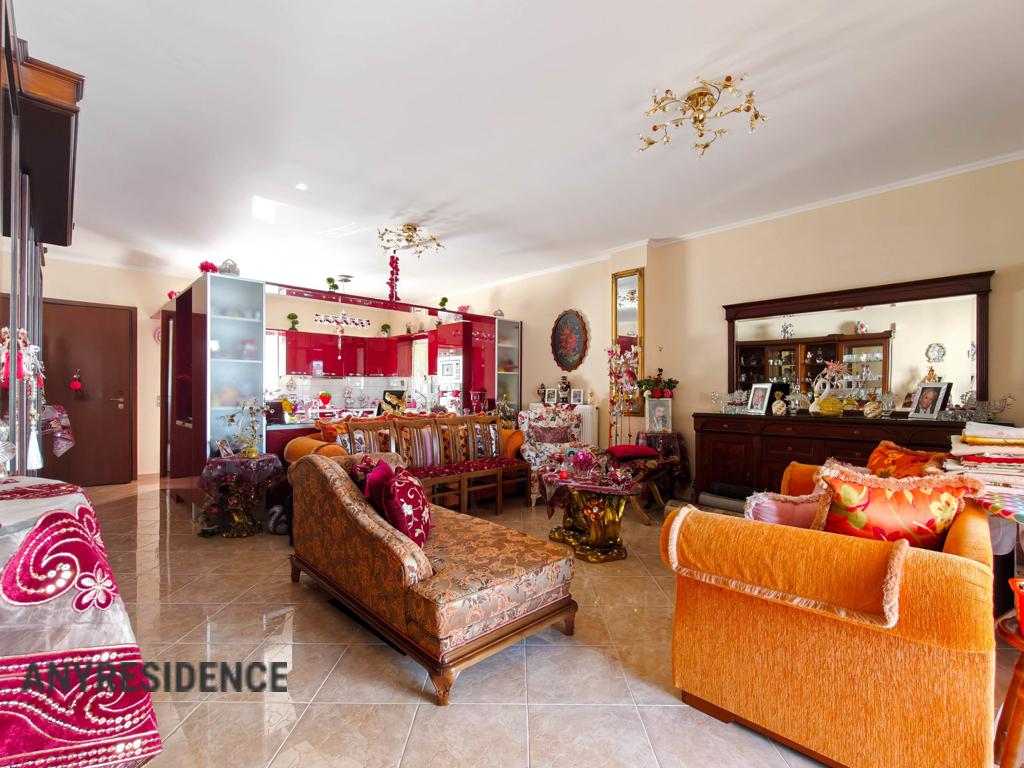 Apartment in Lefkas, photo #2, listing #2523268