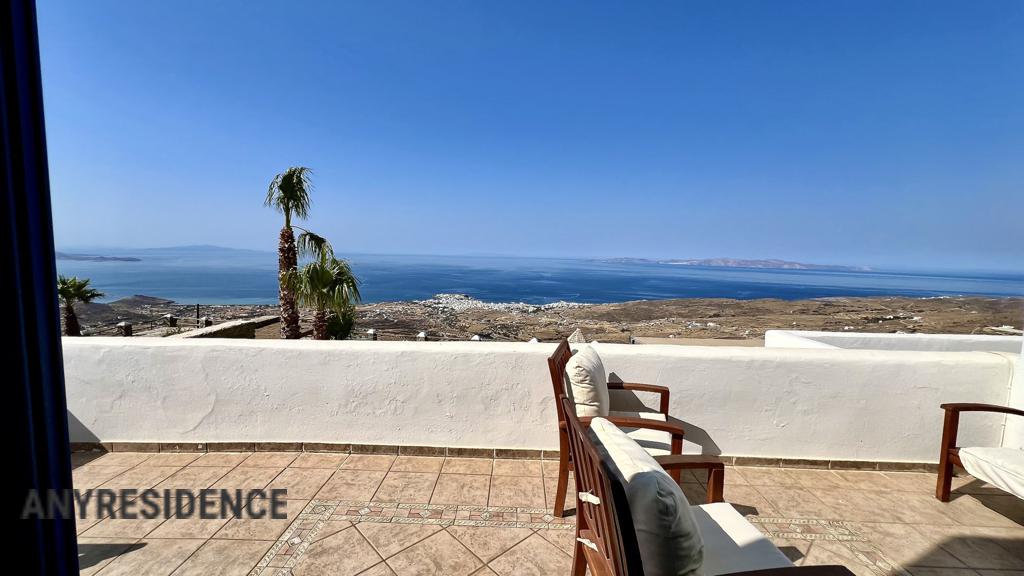 5 room villa in Cyclades, photo #2, listing #2470133