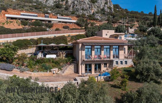 Villa in Peloponnese