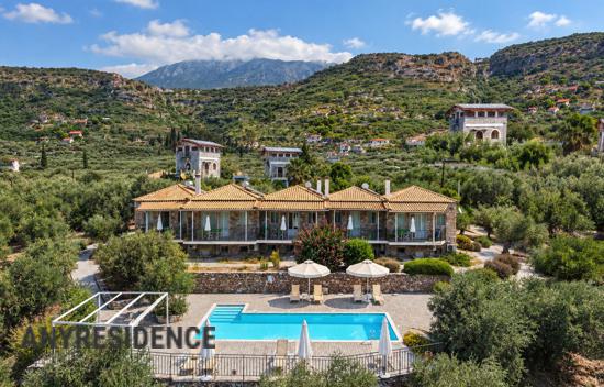 Mansion in Stoupa