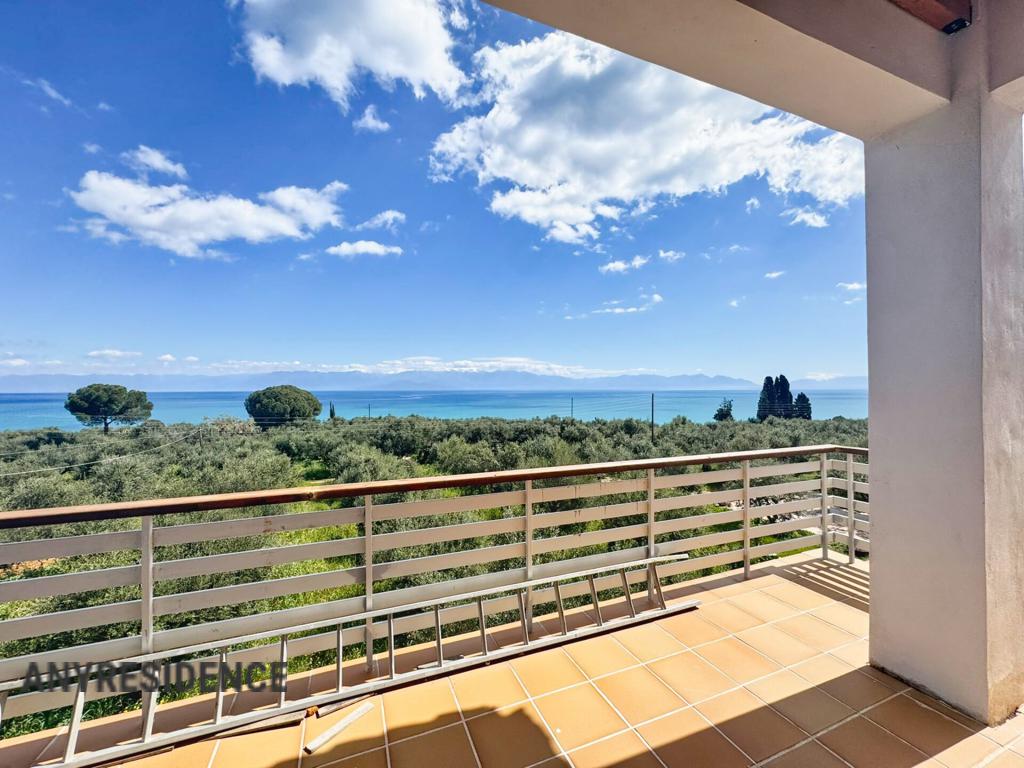 Townhome in Agia Triada, photo #4, listing #2531398