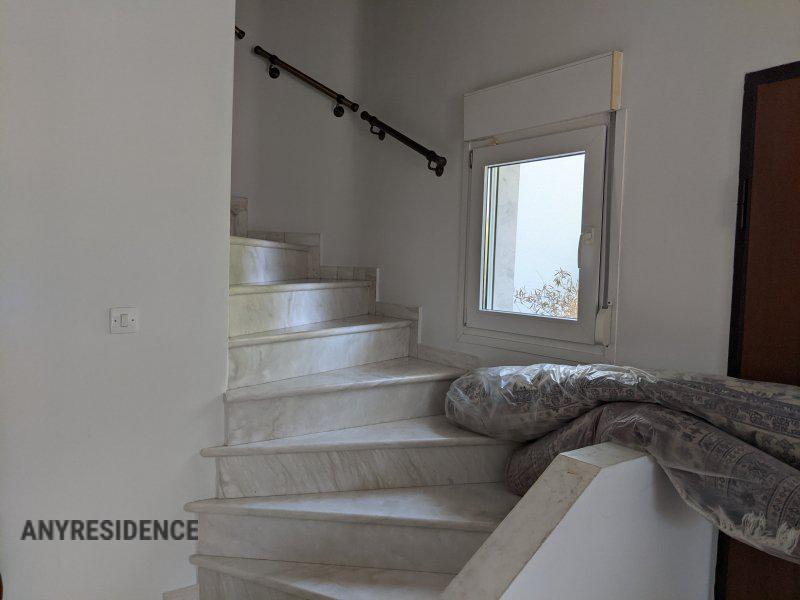 Townhome in Panorama, photo #4, listing #2397026