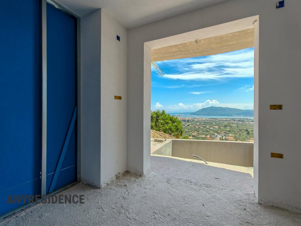 Townhome in Lefkas, photo #7, listing #2535541