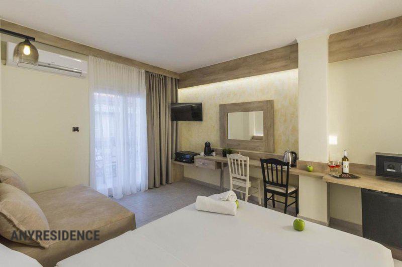 Hotel in Polychrono, photo #8, listing #2097129