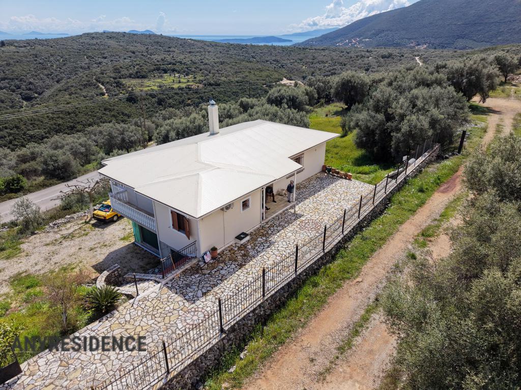 Townhome in Lefkas, photo #4, listing #2534343