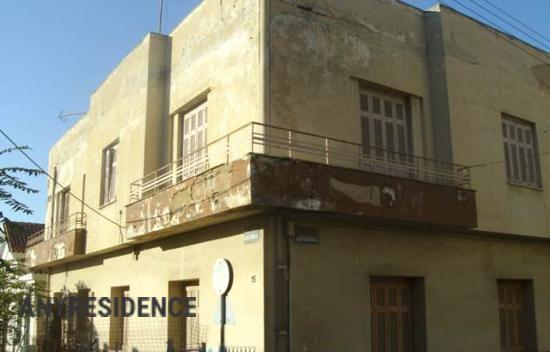 Country seat in Piraeus