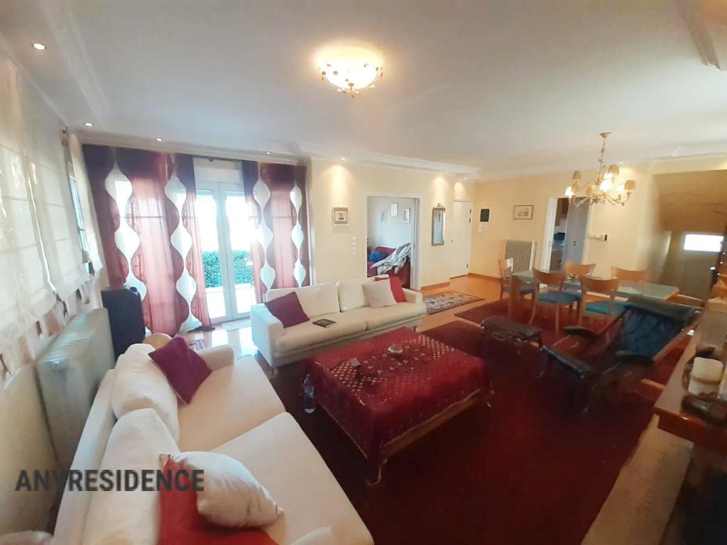 Townhome in Panorama, photo #4, listing #2553175