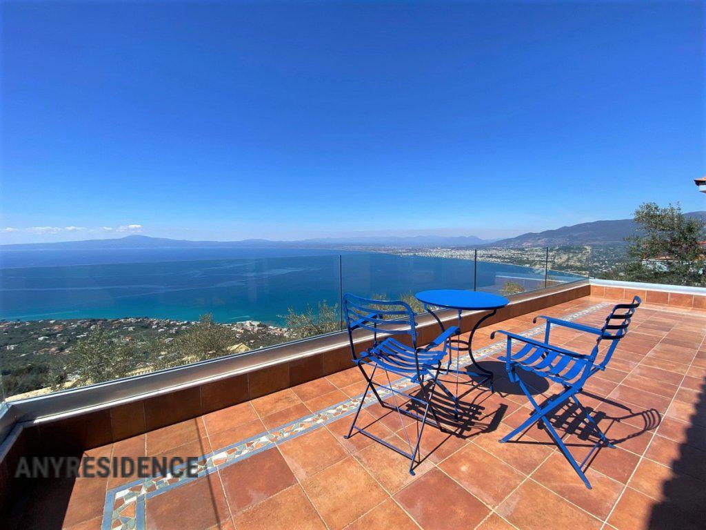 22 room villa in Kalamata, photo #1, listing #2238294