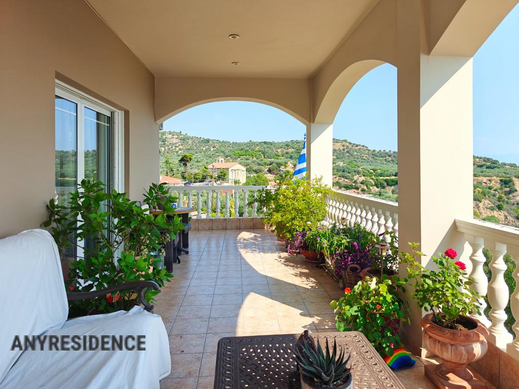 Townhome in Korinthia, photo #4, listing #2464175