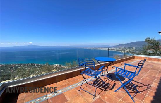 22 room villa in Kalamata