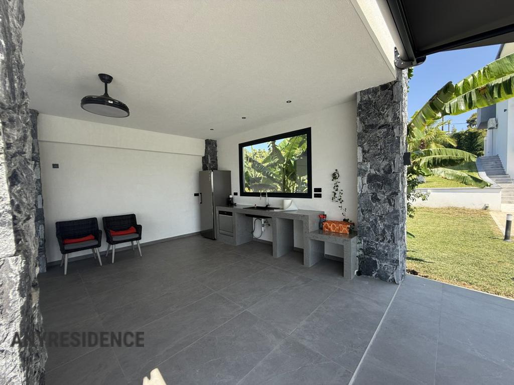 Villa in Kassandreia, photo #4, listing #2465485