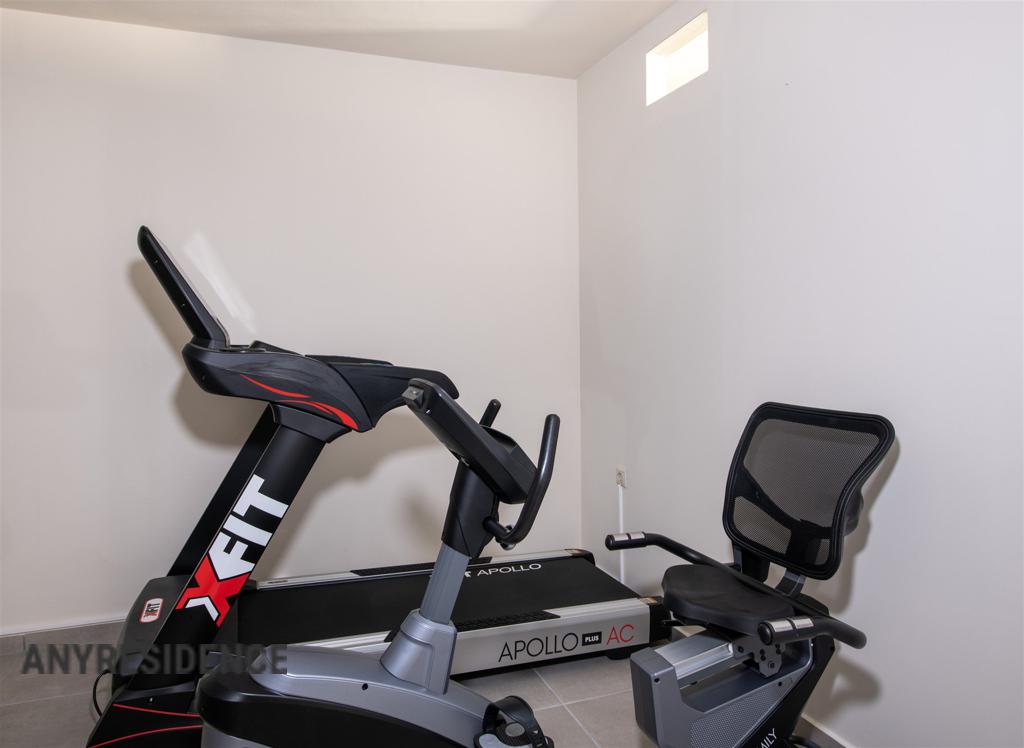 Townhome in Sternes, photo #6, listing #1891649