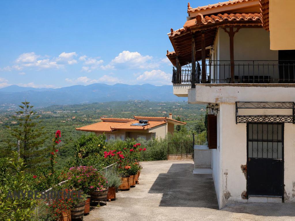 Townhome in Messenia, photo #4, listing #2532203