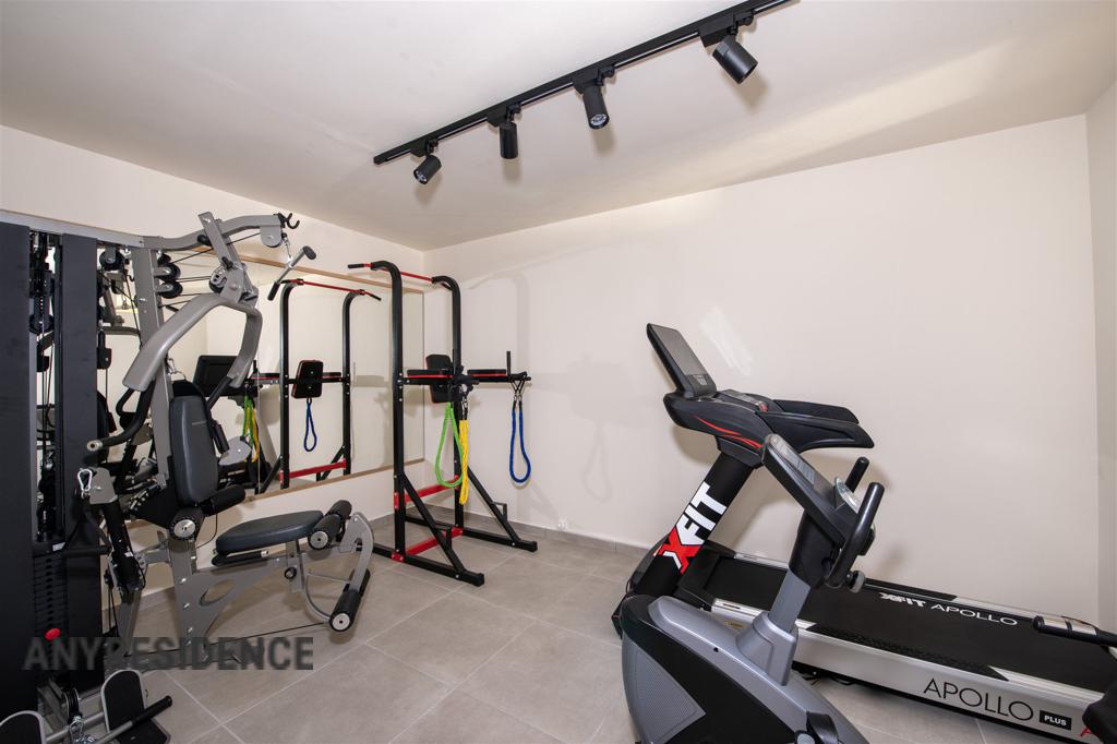 Townhome in Sternes, photo #7, listing #1891649