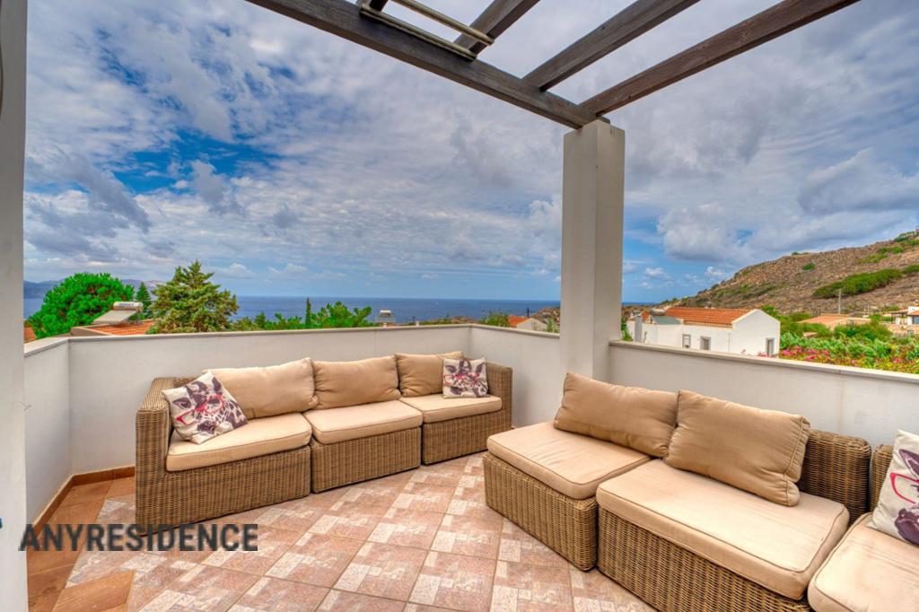 Villa in Kokkino Chorio, photo #4, listing #2482984