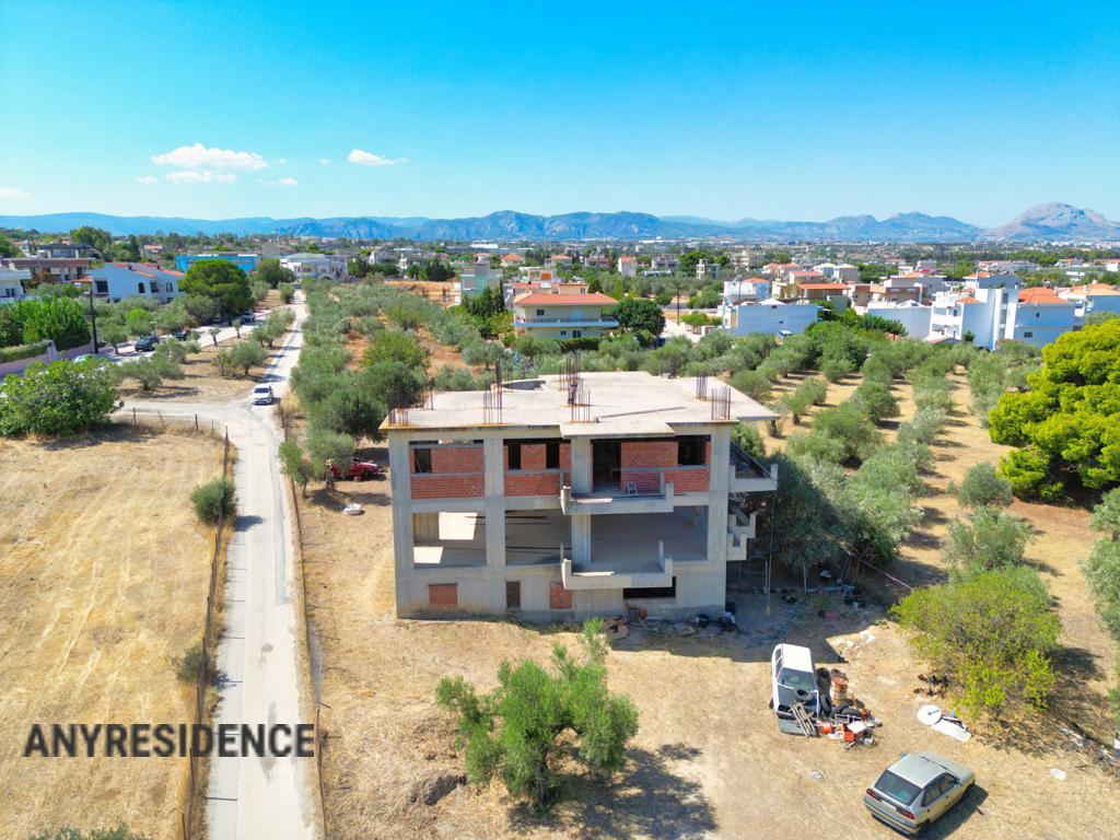 Townhome in Loutraki, photo #4, listing #2474200