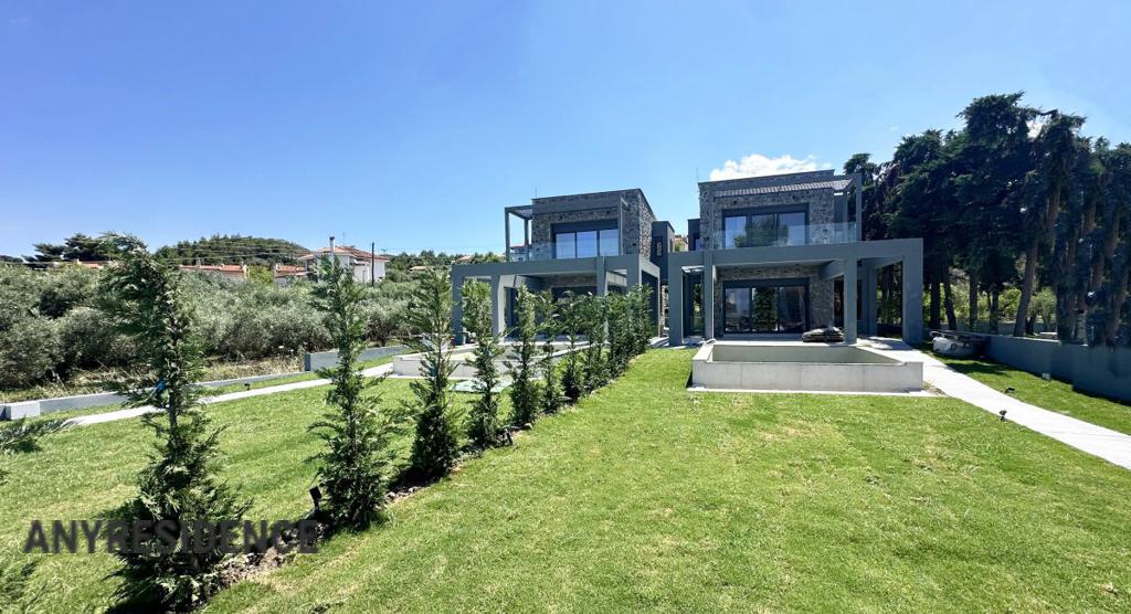 Villa in Polychrono, photo #3, listing #2303594