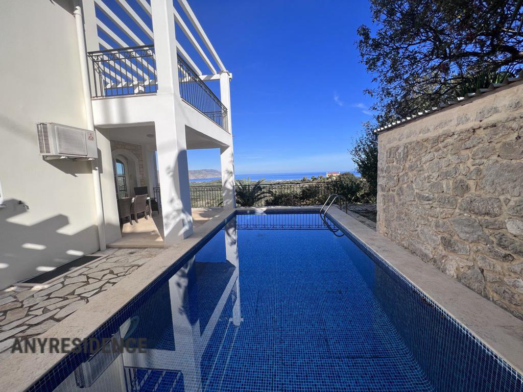 Villa in Chania, photo #2, listing #2334639