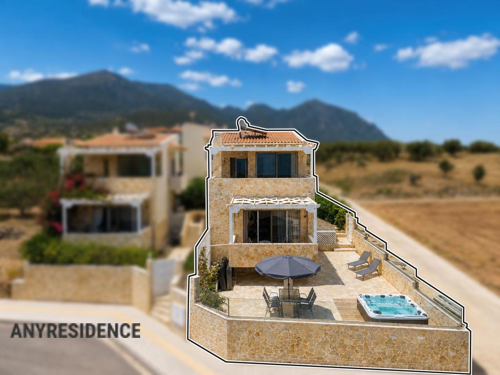 Townhome in Kyparissia, photo #2, listing #2536132
