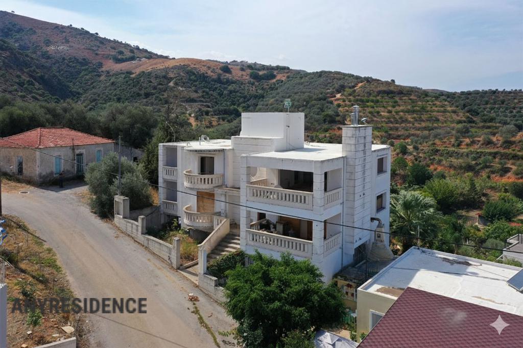 Condo in Chania, photo #3, listing #2481200