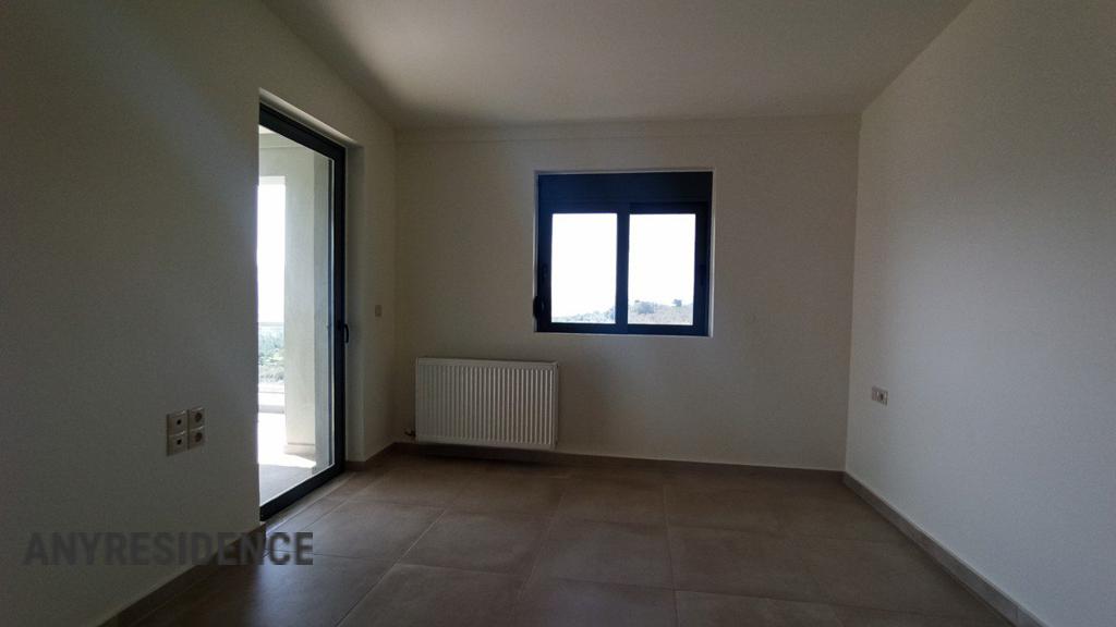 Apartment in Akrotiri, photo #10, listing #2363000