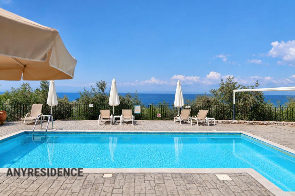 Mansion in Stoupa, photo #7, listing #2550423