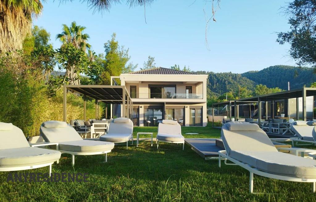 Villa in Vourvourou, photo #3, listing #2373876