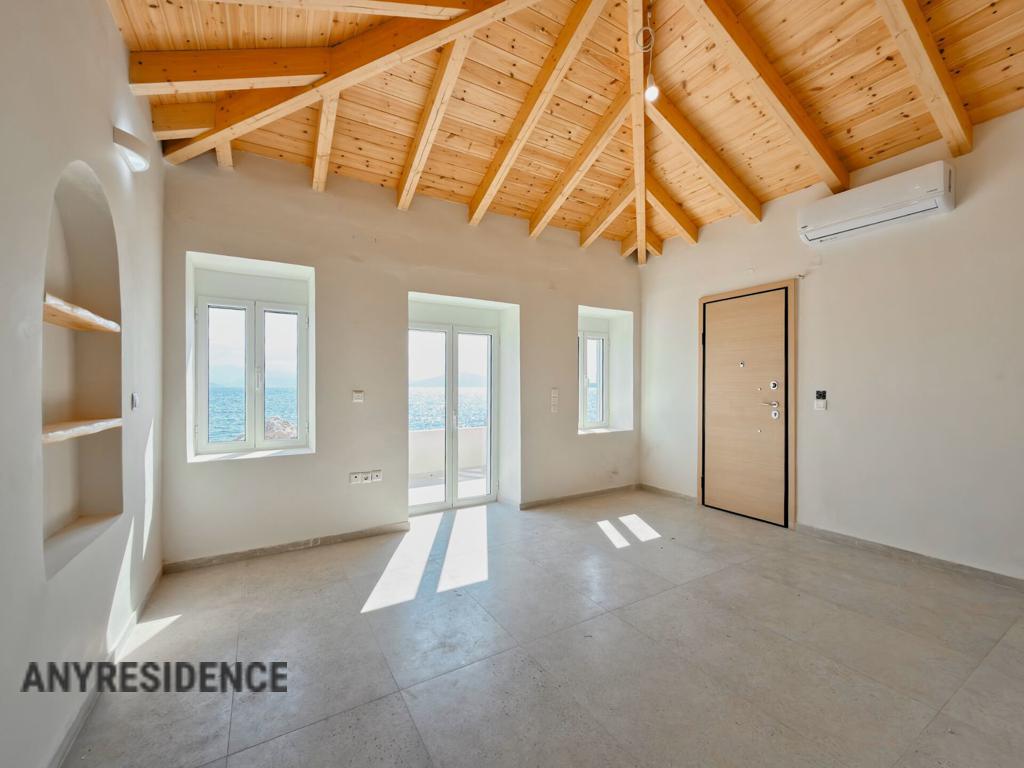 3 room townhome in Asini, photo #8, listing #2543896