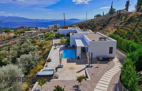 Villa in Peloponnese