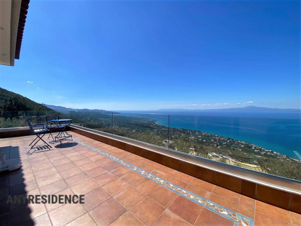 22 room villa in Kalamata, photo #2, listing #2238294