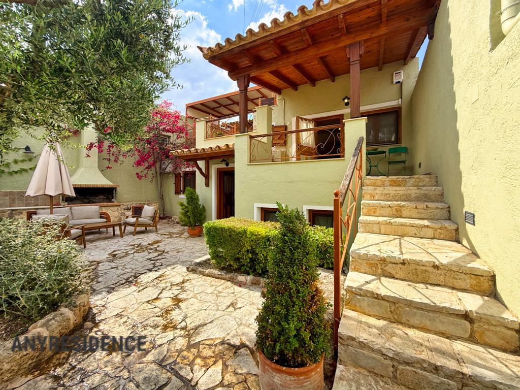 Townhome in Korinthos, photo #2, listing #2535567