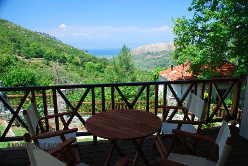 8 room detached house in Thasos (city), photo #1, listing #1908810
