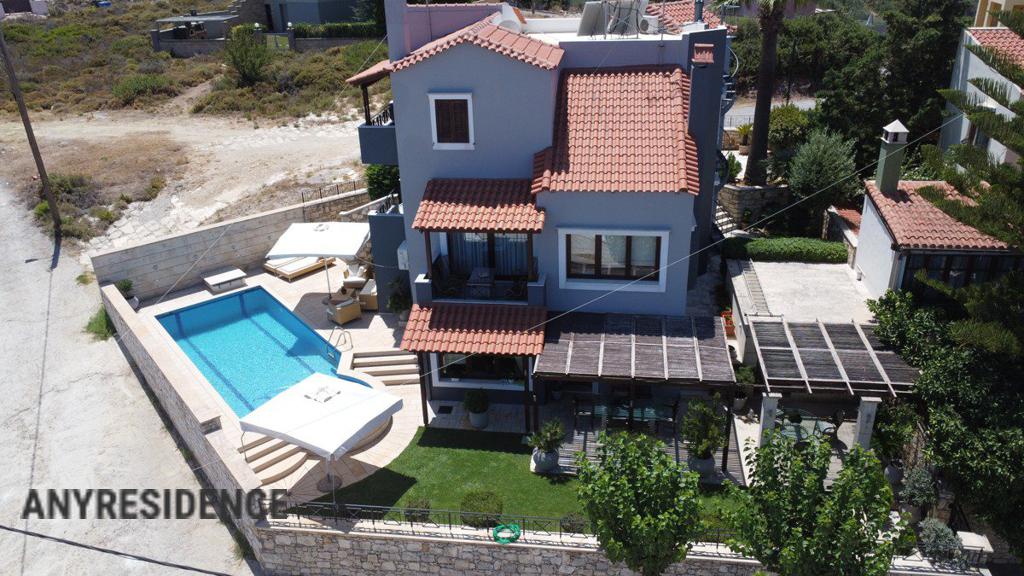 Villa in Maroulas, photo #1, listing #2388811