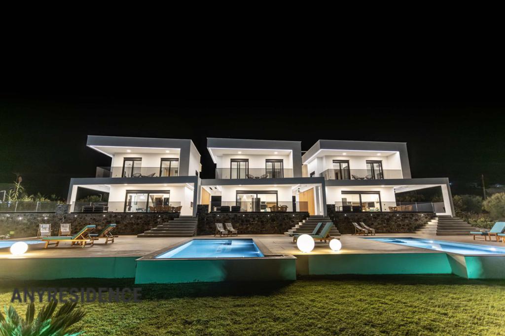 Villa in Kassandreia, photo #2, listing #2549158