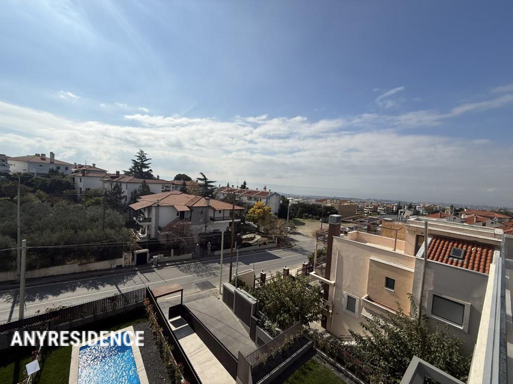 Townhome in Panorama, photo #10, listing #2363225