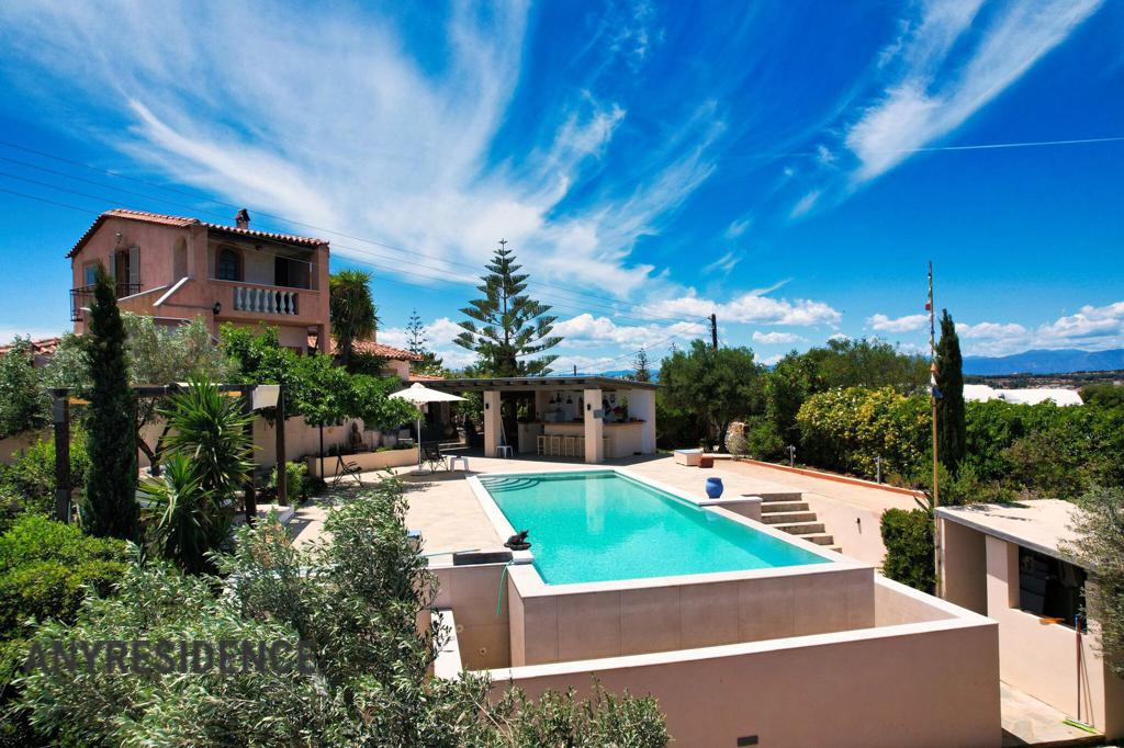 10 room villa in Porto Cheli, photo #2, listing #2458831