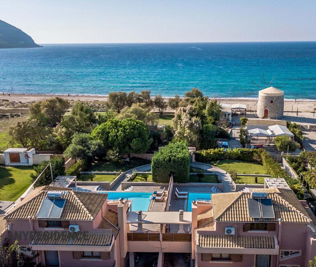 5 room villa in Lefkas, photo #6, listing #2545148
