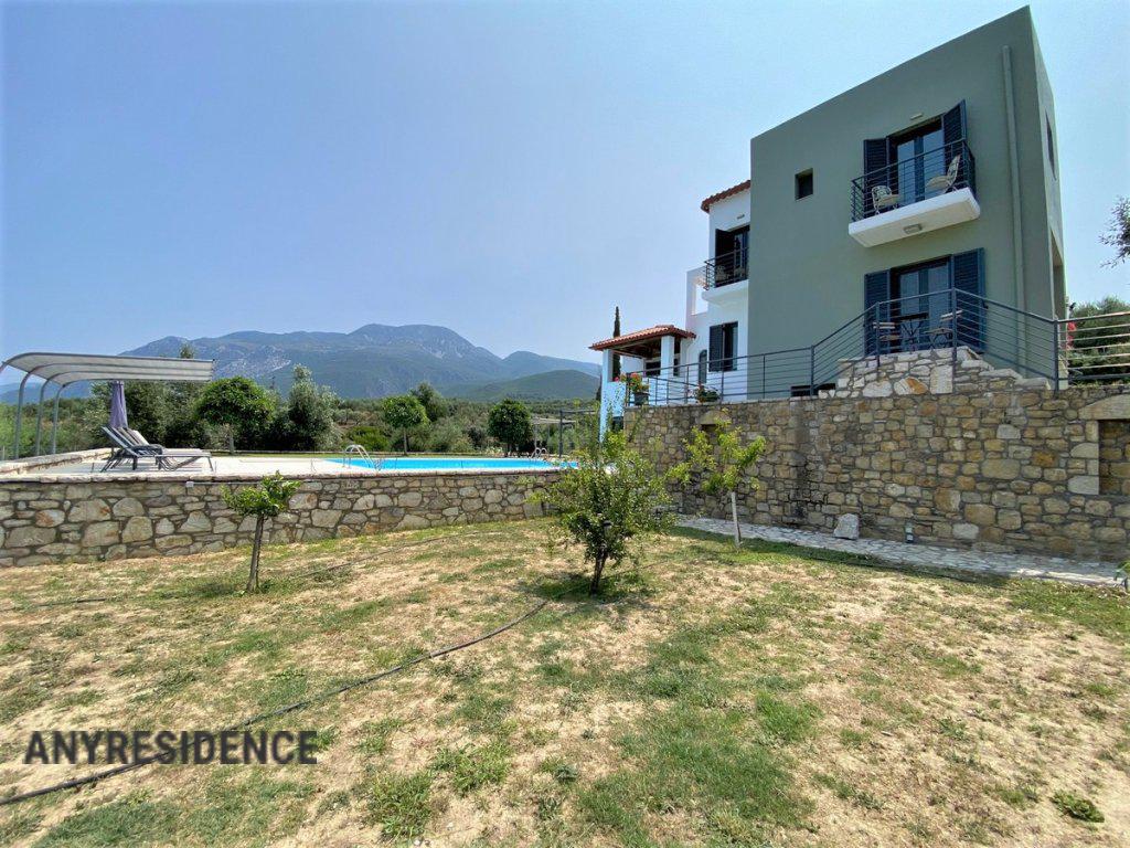 13 room villa in Peloponnese, photo #10, listing #2279058