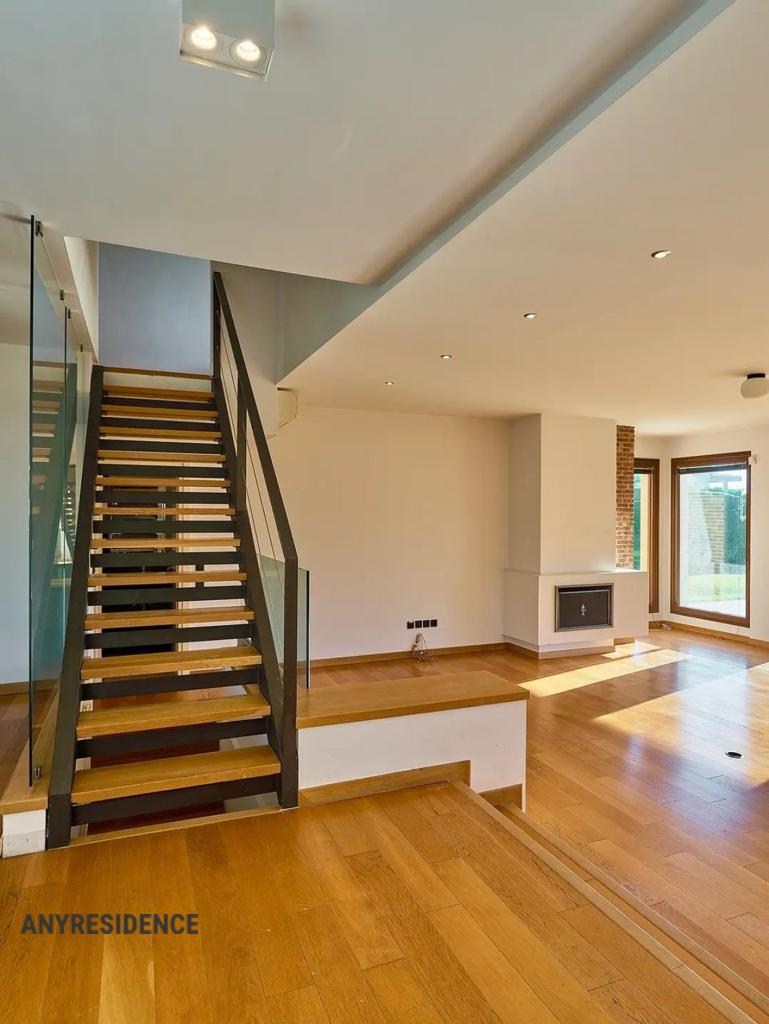 Villa in Panorama, photo #1, listing #2482472