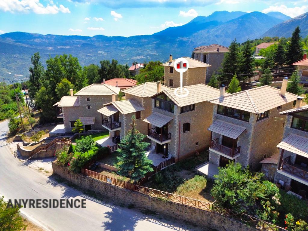 Townhome in Xilokastro, photo #1, listing #2479673