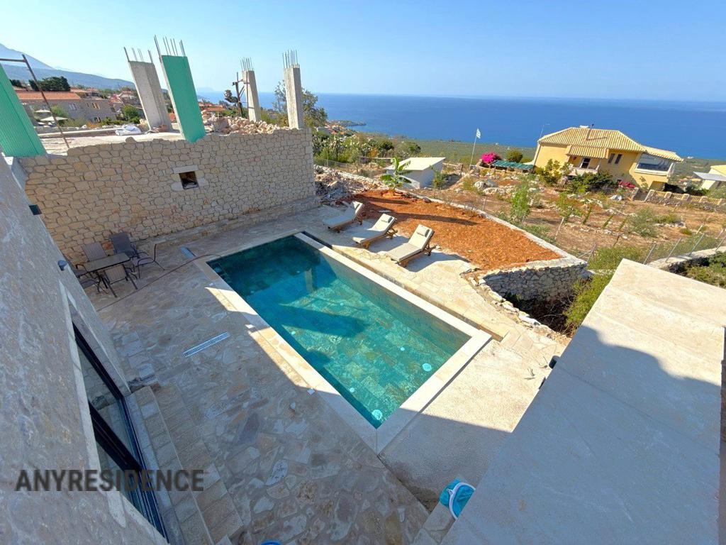 Townhome in Messenia, photo #5, listing #2480819